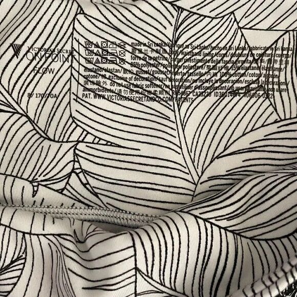 Victoria’s Secret On Point Flow Mid Rise Black White Novelty Print  SZ 8 #1142 - Picture 7 of 9